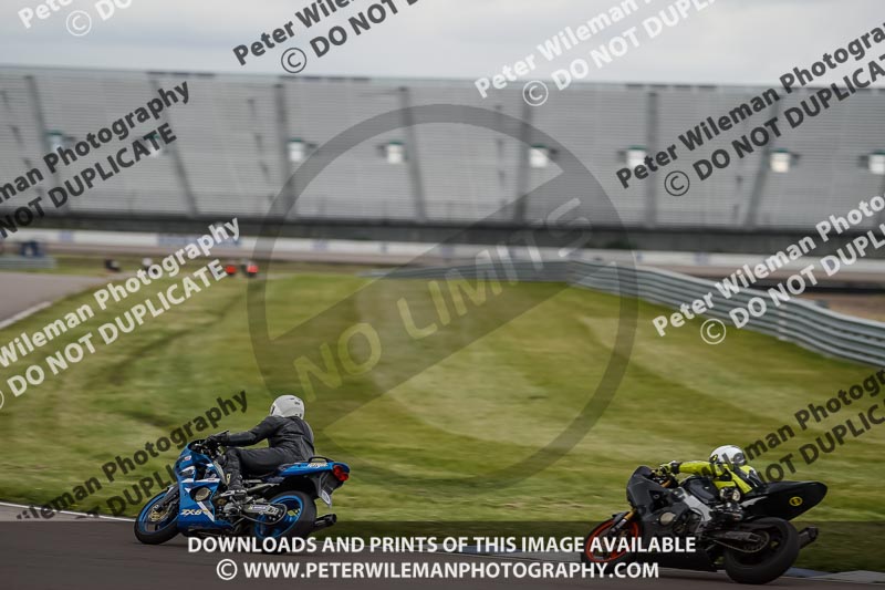 Rockingham no limits trackday;enduro digital images;event digital images;eventdigitalimages;no limits trackdays;peter wileman photography;racing digital images;rockingham raceway northamptonshire;rockingham trackday photographs;trackday digital images;trackday photos